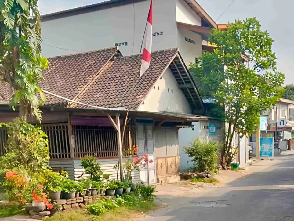 Tanah luasan kecil strategis bonus bangunan di kawasan kost Exclusive Ring 1 kampus UMY &  Universitas Alma'ata