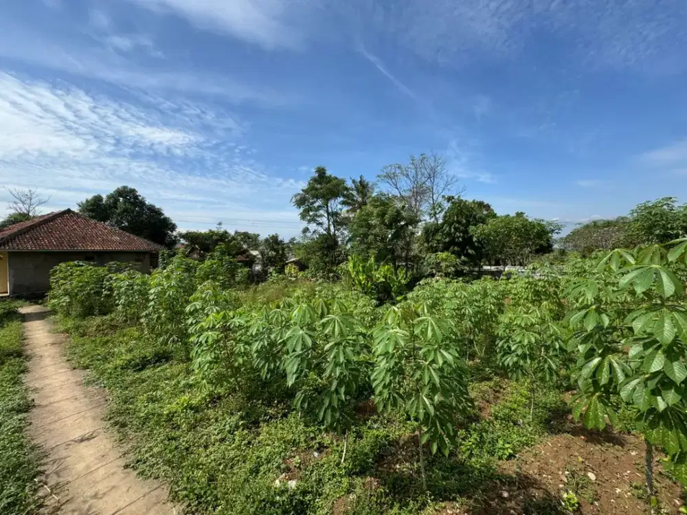 Dijual Tanah Lokasi Strategis Luas 826 m, Kabupaten Bandung