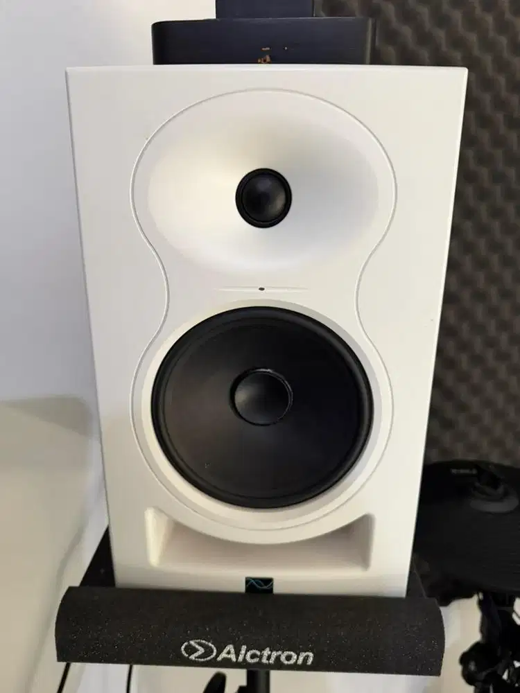Speaker Recording Kali Audio LP6 - 6'5 inc WhitPowered Studio monitor