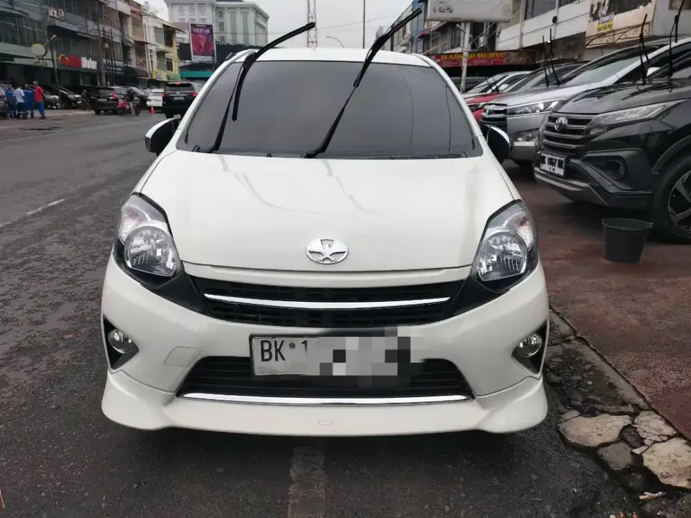 Toyota Agya TRD Sportivo AT Matic Putih 2015