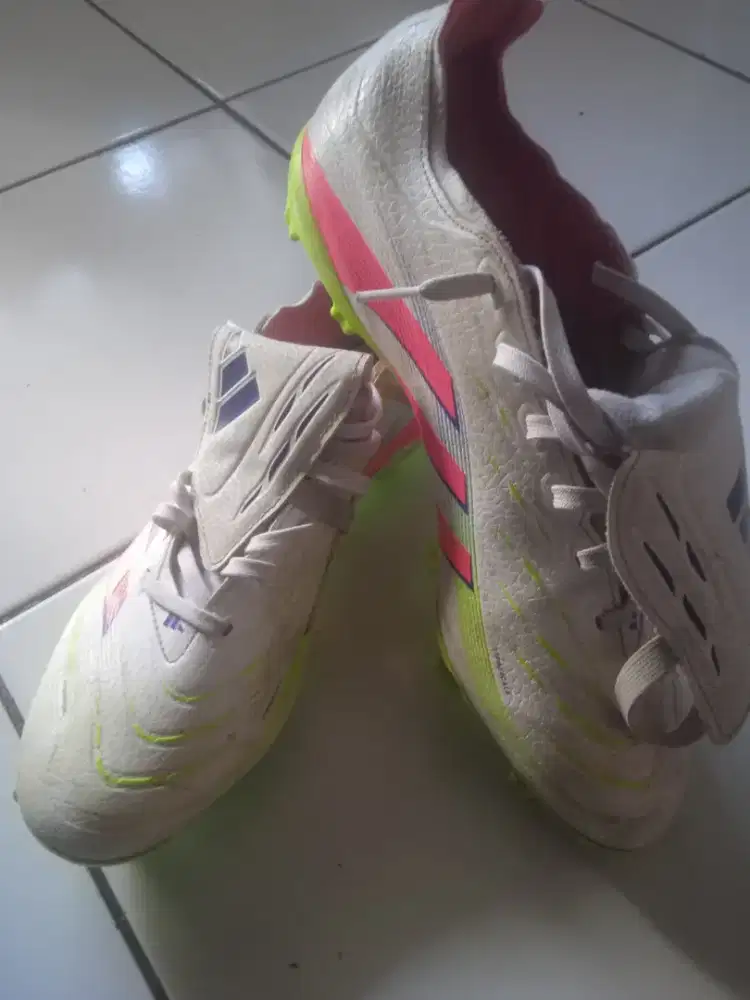 Football shoes predator ori