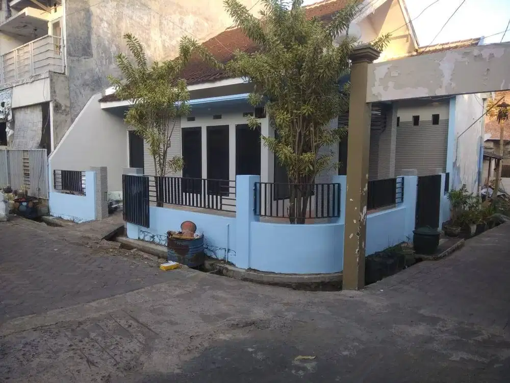 dijual / dikontrakan
