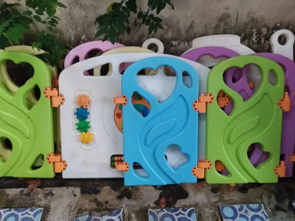 Kandang tempat bermain anak