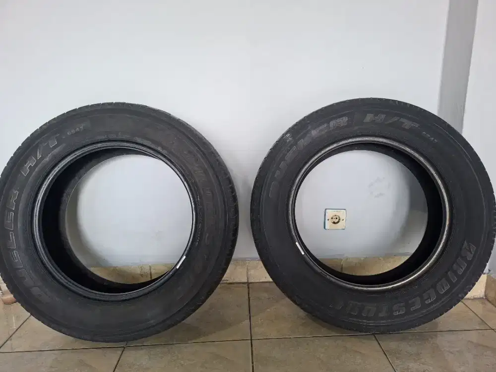 Ban Bekas BRIDGESTONE DUELER H/T
