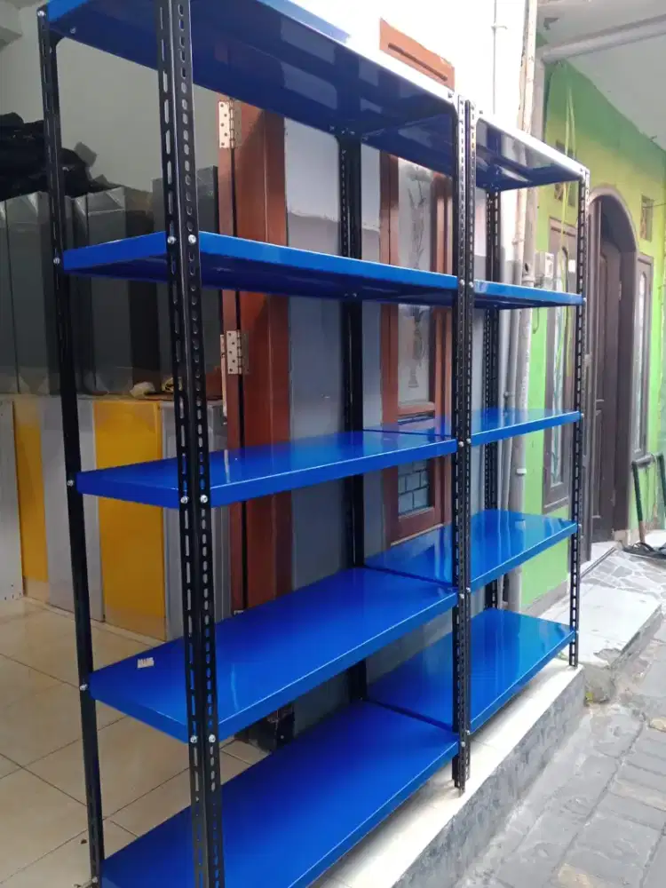 RAK BESI SERBAGUNA