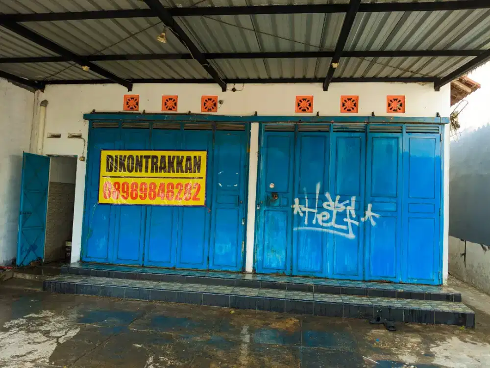 TOKO DIKONTRAKKAN