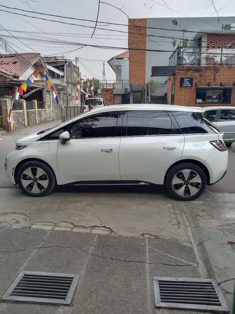 Wuling Cloud EV 2024 Listrik
