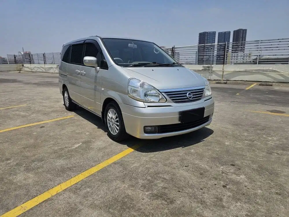 Nissan Serena HWS 2012 istimewa murah