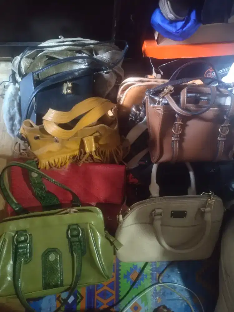 Tas kulit brand dan lokal
