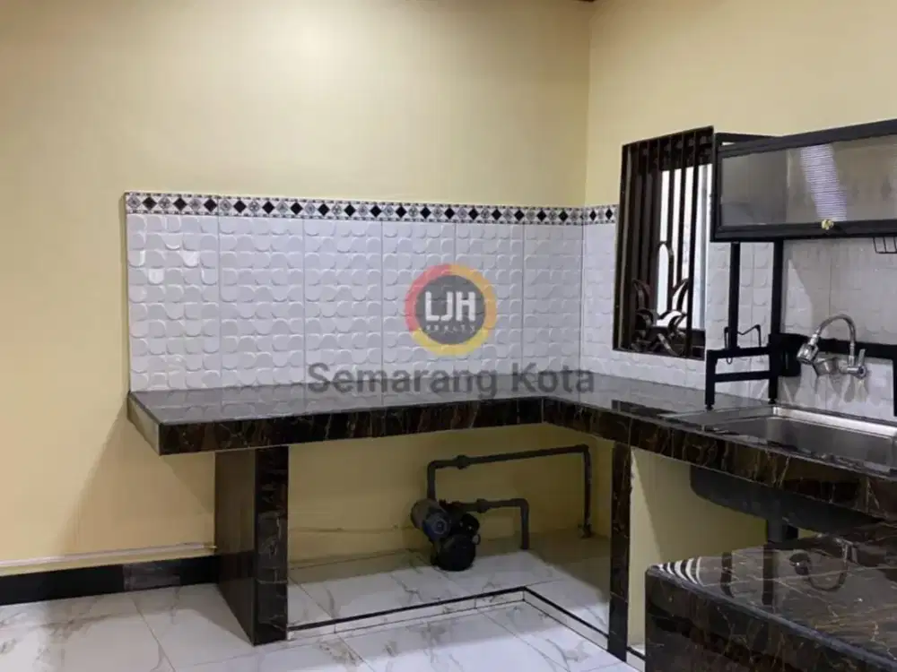 Disewakan Rumah Bagus Lokasi Strategis di Widosari 2 Lantai