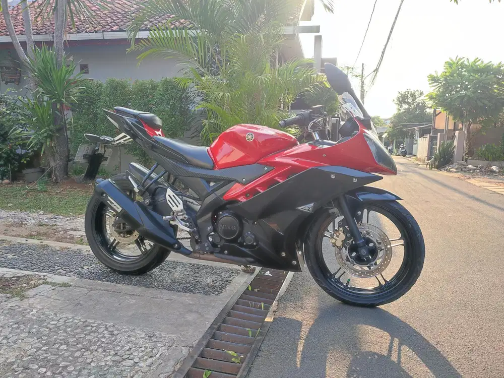 YAMAHA R15 V2 / R15V2 TAHUN 2014