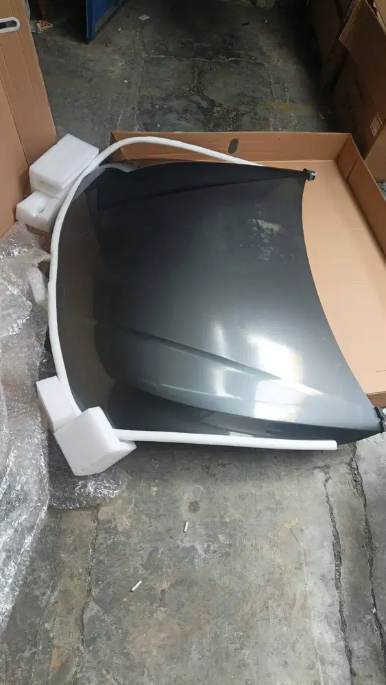 DIJUAL CEPAT KAP MESIN ORIGINAL BMW F30 320I