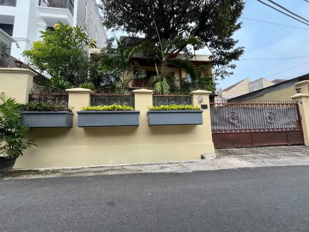 DIJUAL RUMAH TEDUH 2 LANTAI CIPETE SELATAN CILANDAK JAKARTA SELATAN
