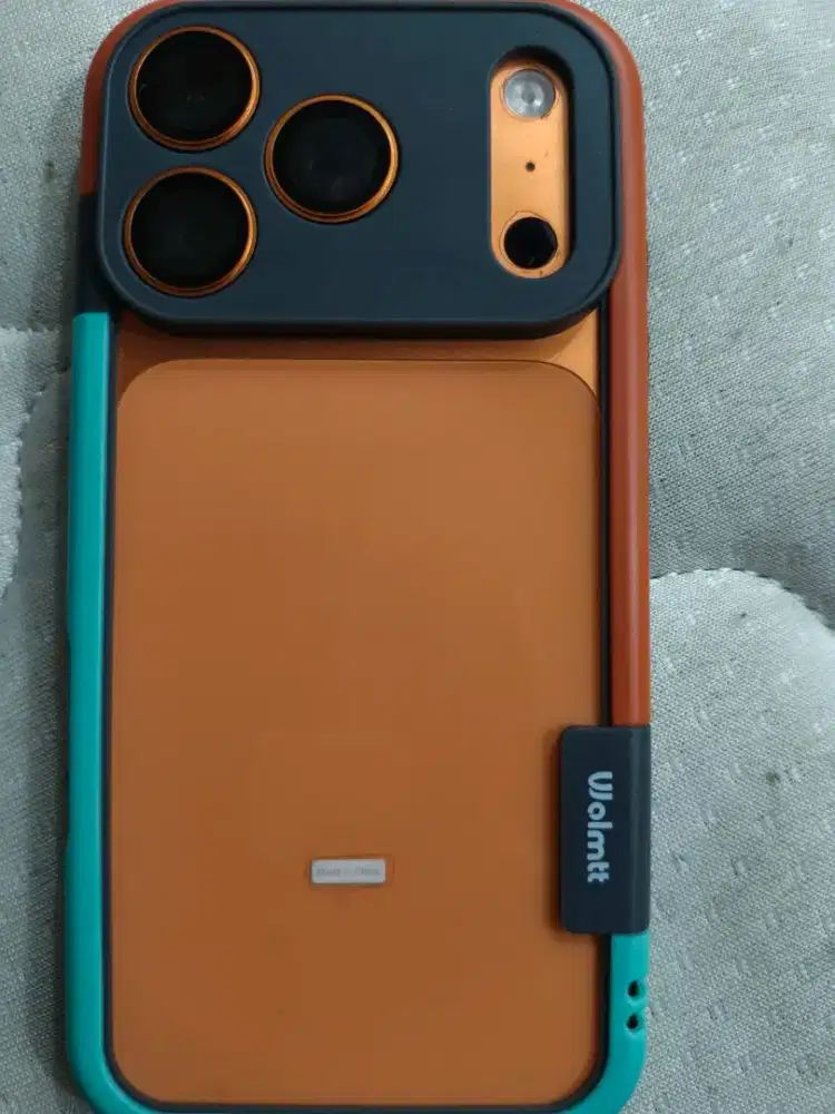 I PHONE 17 PRO ORANGE