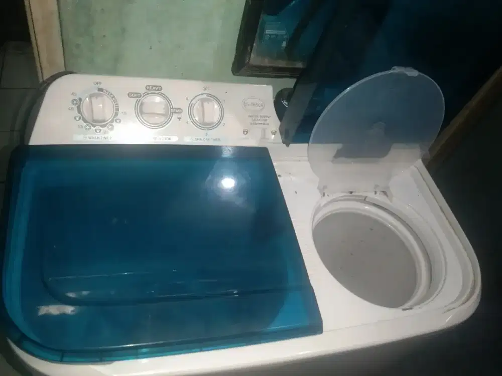Mesin cuci bekas