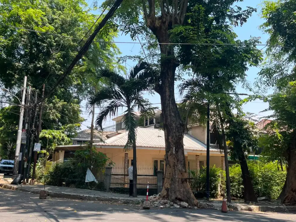 Rumah Lamandau Kebayoran Baru Jakarta Posisi Hook Hitung Tanah