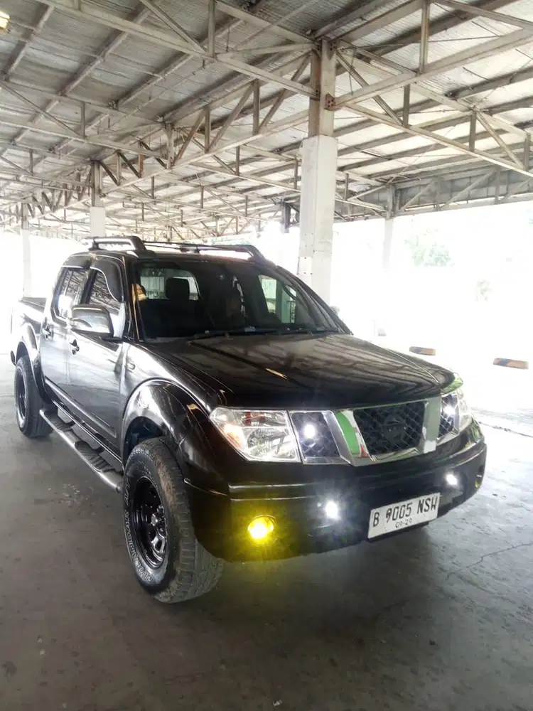 Nissan Navara LE 2.5 AT 2008
