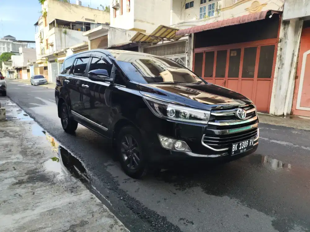 INNOVA REBORN 2.4 V MATIC 2018