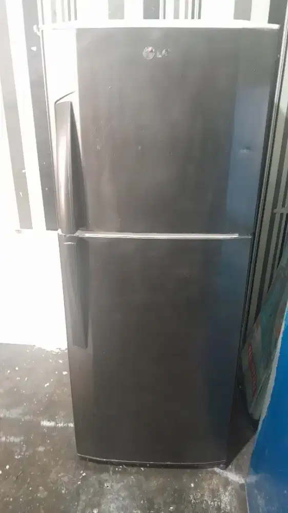 Kulkas LG 2 pintu