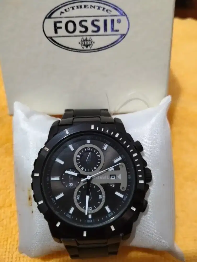 Jam tangan Fossil