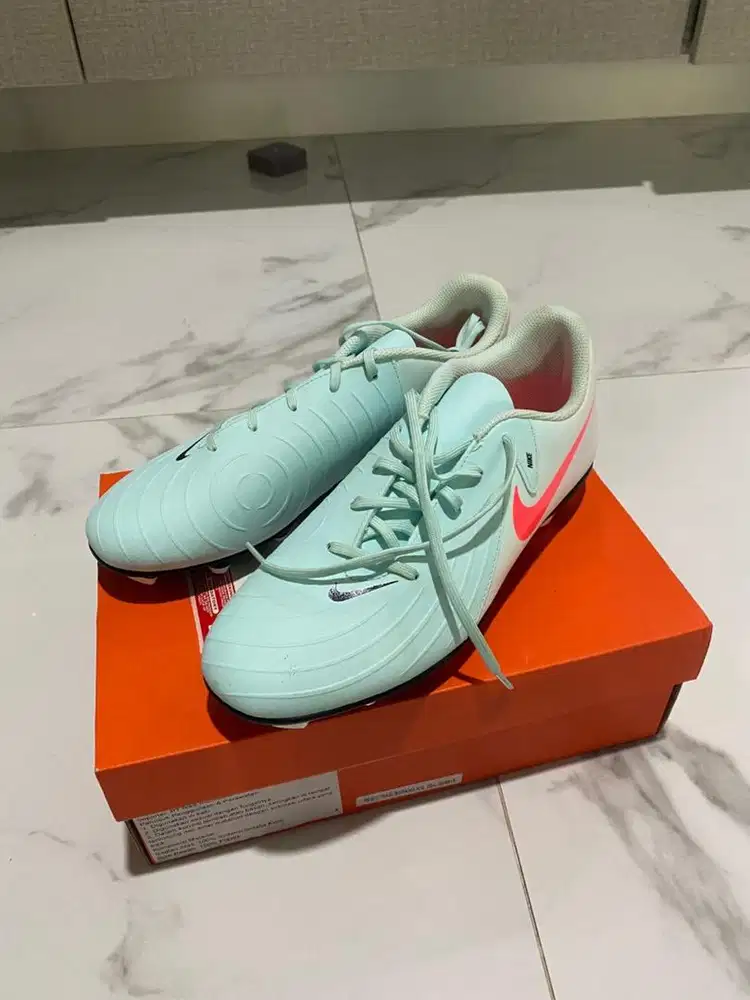 Sepatu bola nike phantom gx 2 EUR 41