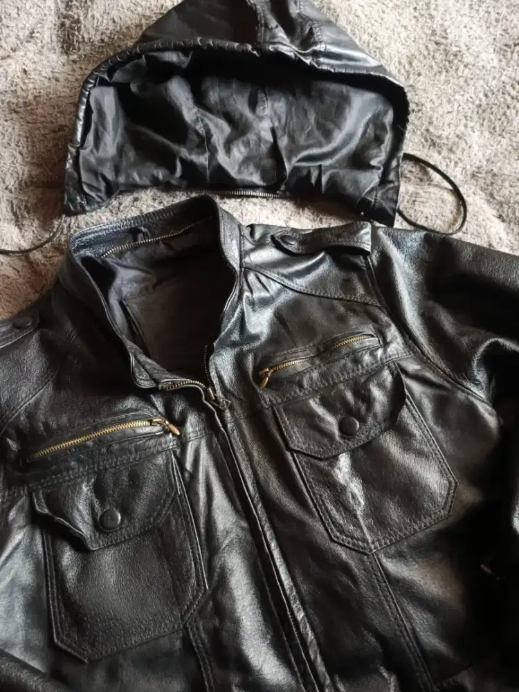 Jaket Kulit Hoodie Size M