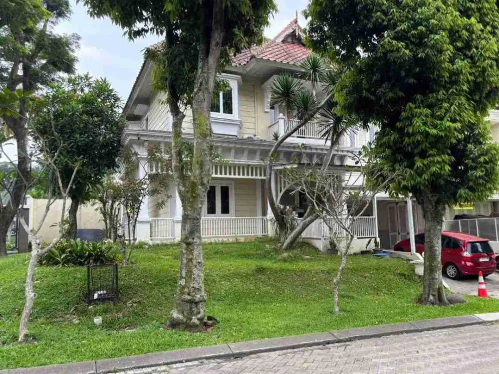 Rumah mewah konsep Eropa Amerika Klasik Posisi Hook Di Cluster One Get Kota Baru Parahyangan Bandung