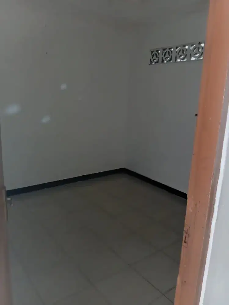Di sewakan rumah tinggal