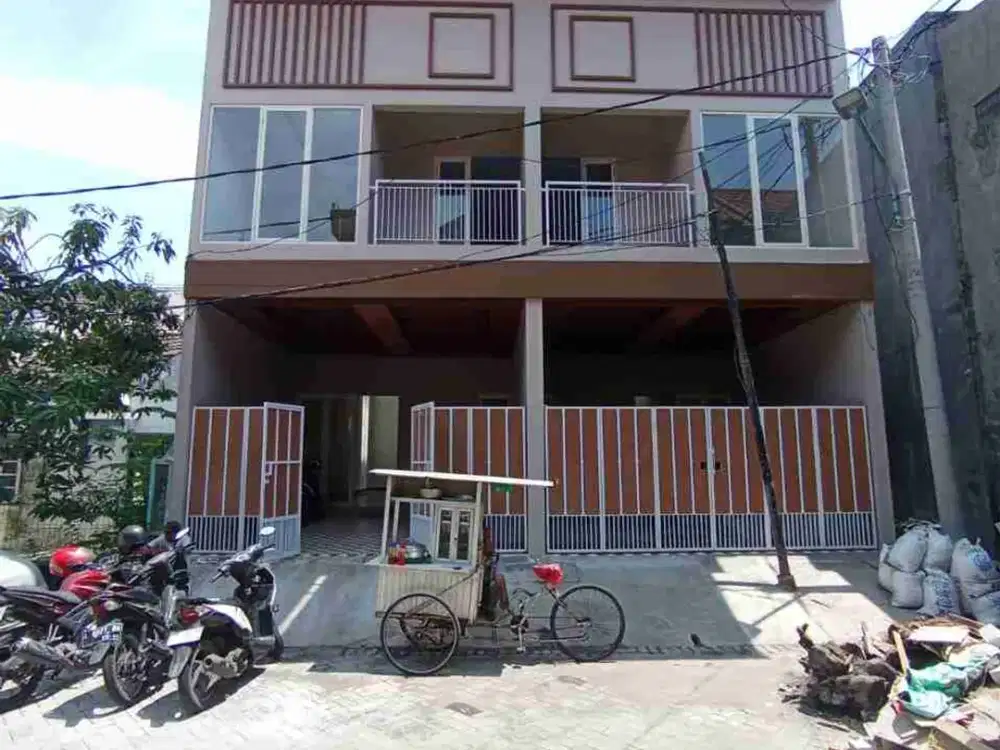 rumah baru di babatan pilang.