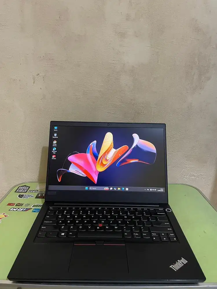 Laptop Lenovo Thinkpad E14 Intel Core i3 Generasi 10 Ram 8GB SSD 256GB
