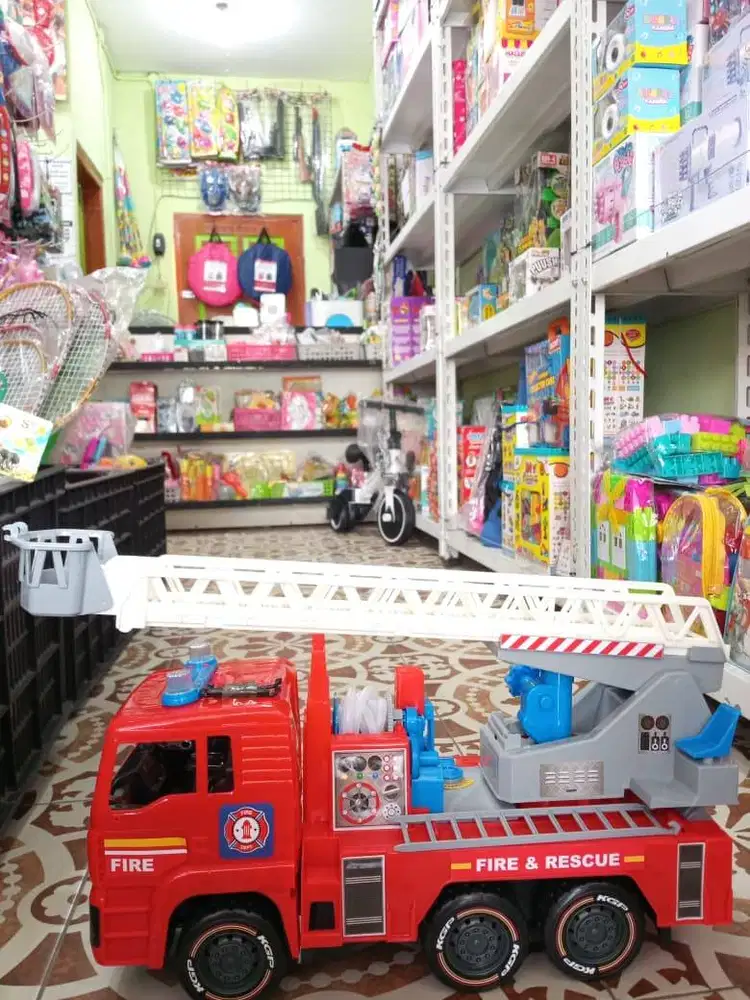 mainan anak truk damkar pemadam jumbo