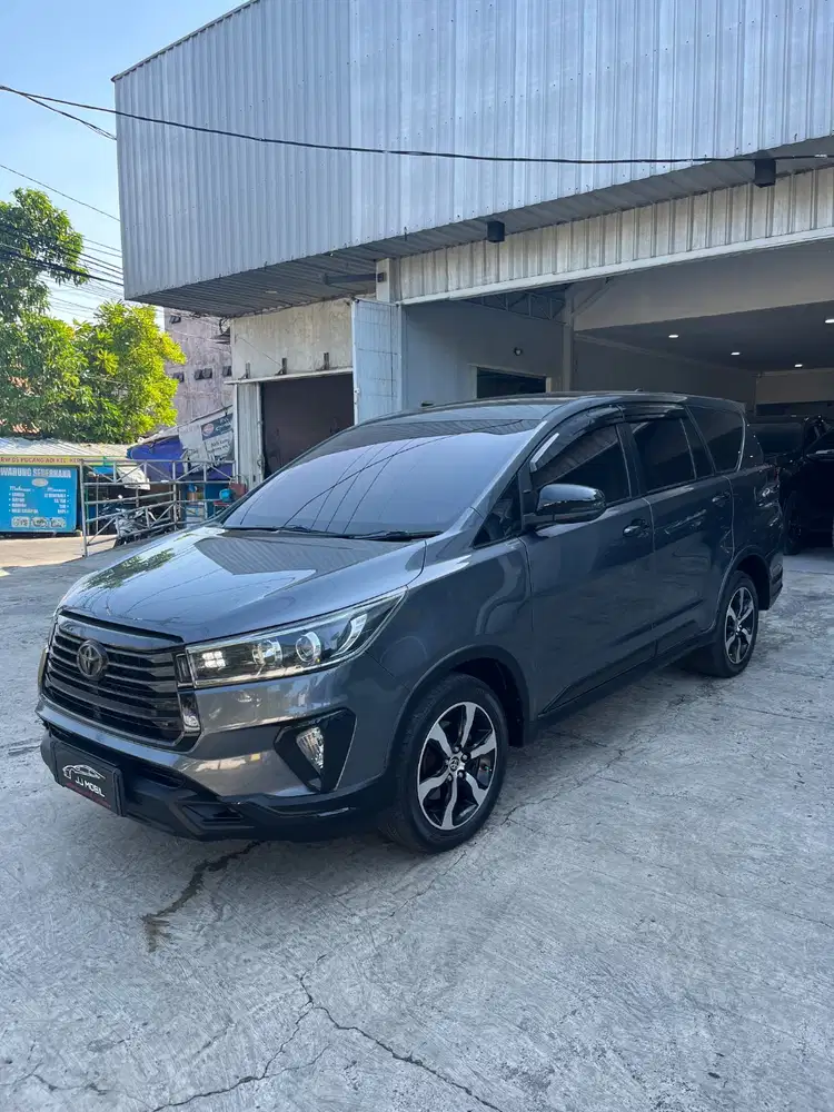 INNOVA VENTURER DIESEL 2.4 AT KM69rb BIOSOLAR