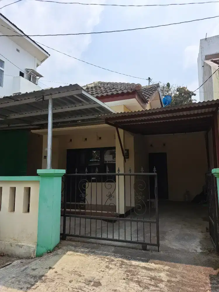 Disewakan Rumah Strategis Area Banyumanik (Tanpa Perantara)