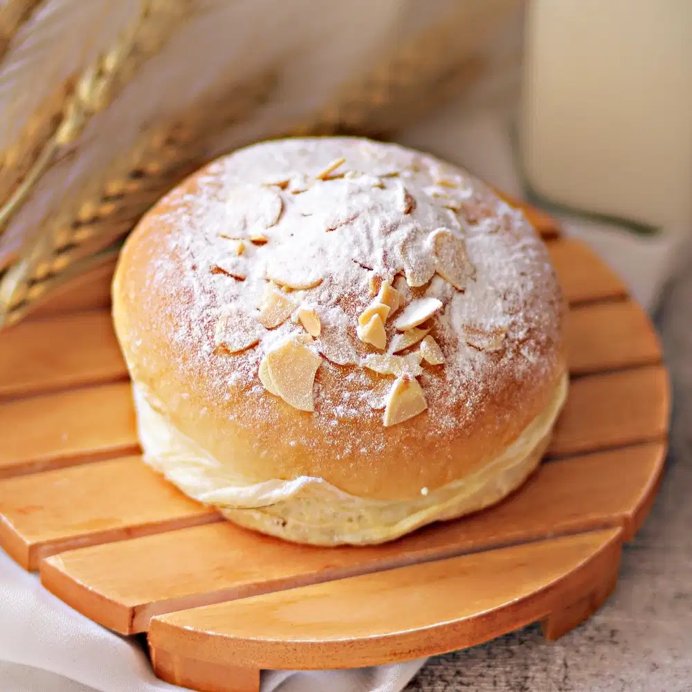 Lowongan Pria Helper Roti Bakery / Junior Baker