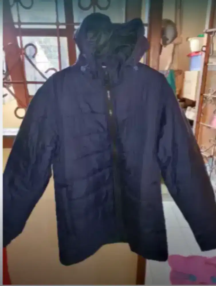 Jaket tebal masih baru