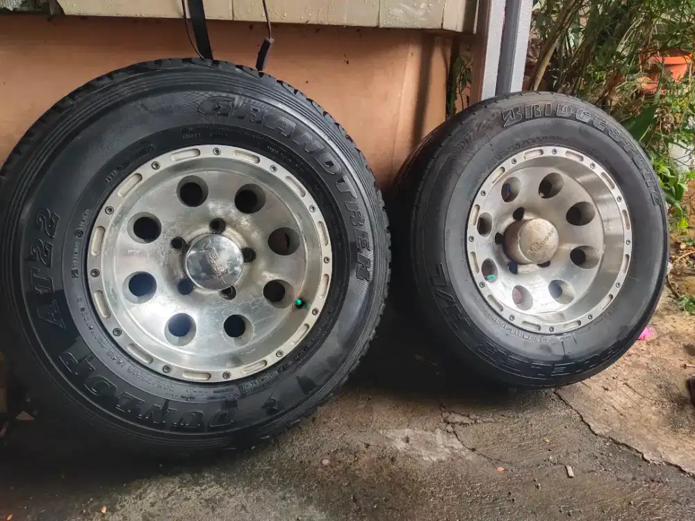 Jual Velg Daihatsu Rocky