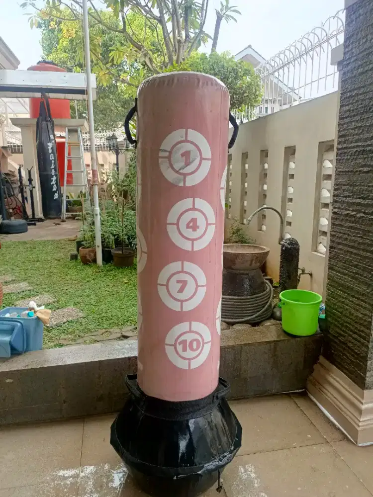 Samsak  boxing tinju melatih pukulan