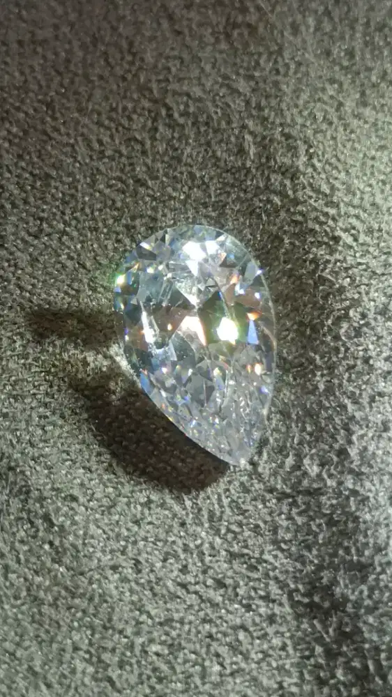 Batu Liontin Diamod BerCertificate
