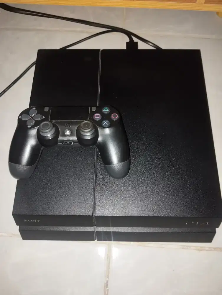 Ps4 Original 500gb +  Kaset