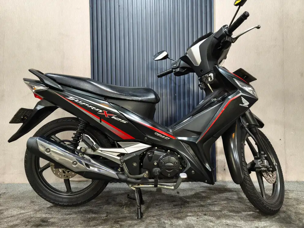 Supra X 125 fi 2017 istimewa mulus terawat siap...