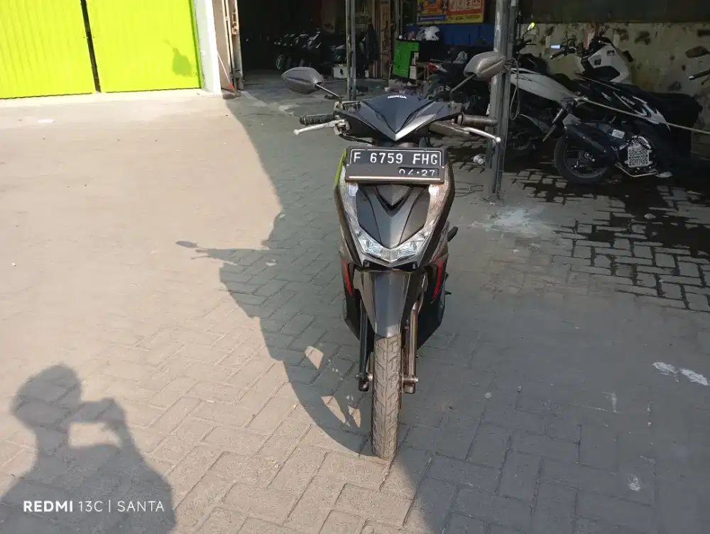 Honda beat deluxe Tahun 2022 Surat komplit