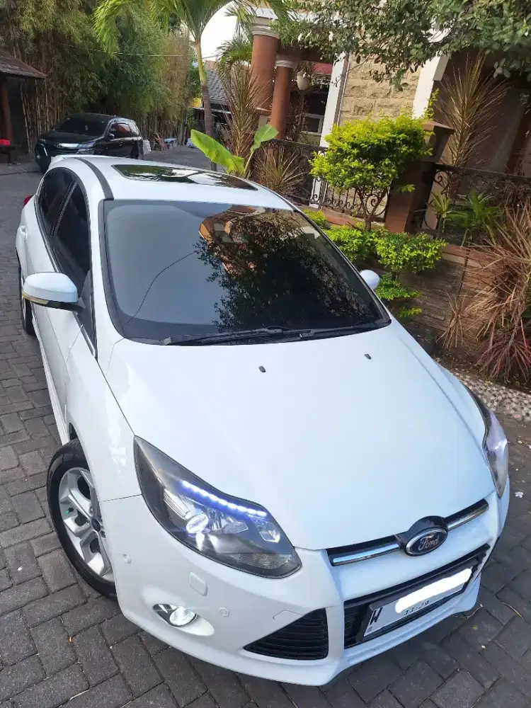 CASH PAJAK ON FORD FOCUS 2.0 S FIESTA 2014 Hatchback