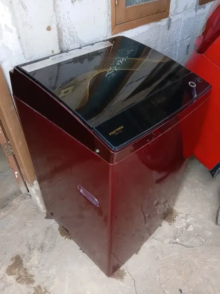 Mesin cuci top loading merk Polytron