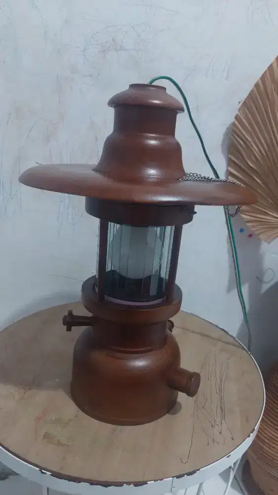 Lampu Petromak Kayu Jati