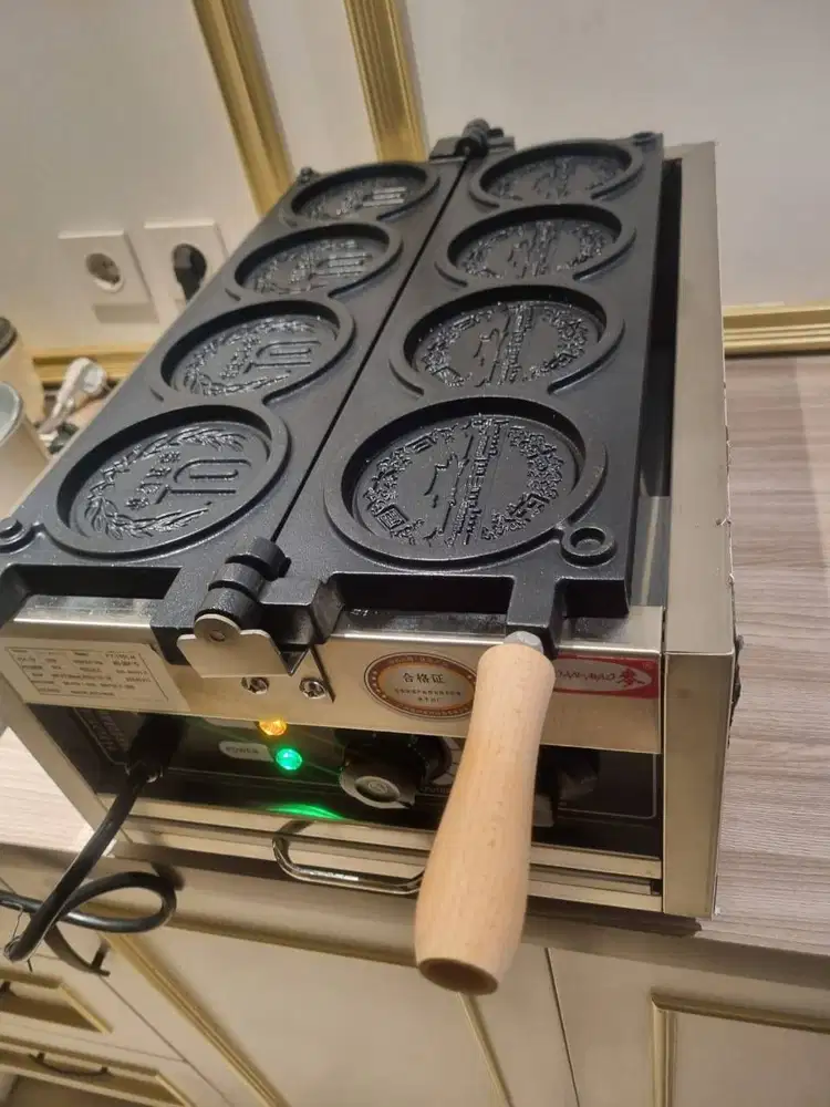 Waffle Gold Coin Machine Japanese - YEN-Electric