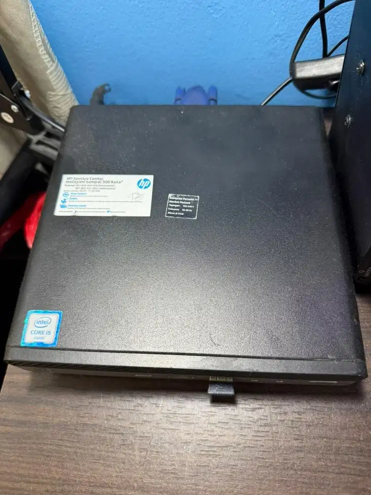 Mini pC dan monitor