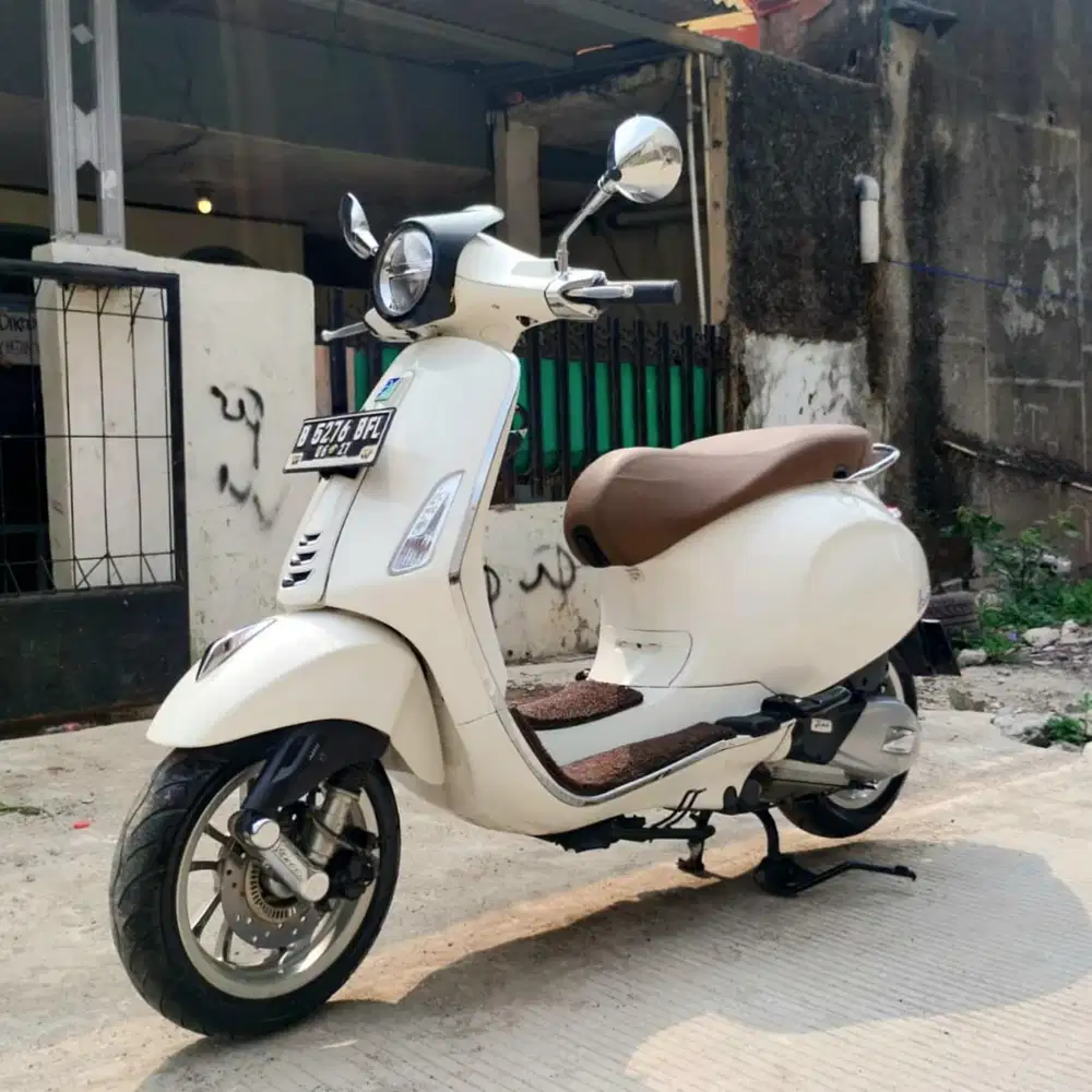 Vespa Primavera ABS 150 cc Tahun 2022 ISTIMEWA