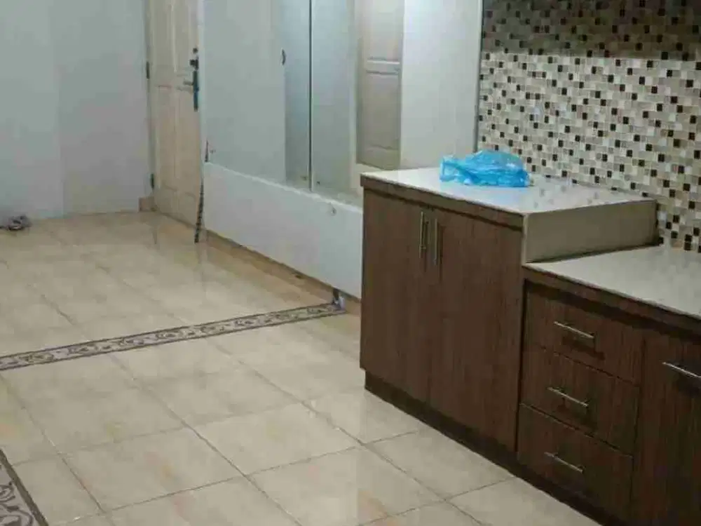 Apartemen 3BR 100m2 Semi Furnished Di Wisma Gading Permai