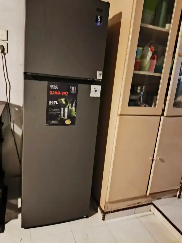 Kulkas GEA  2 pintu