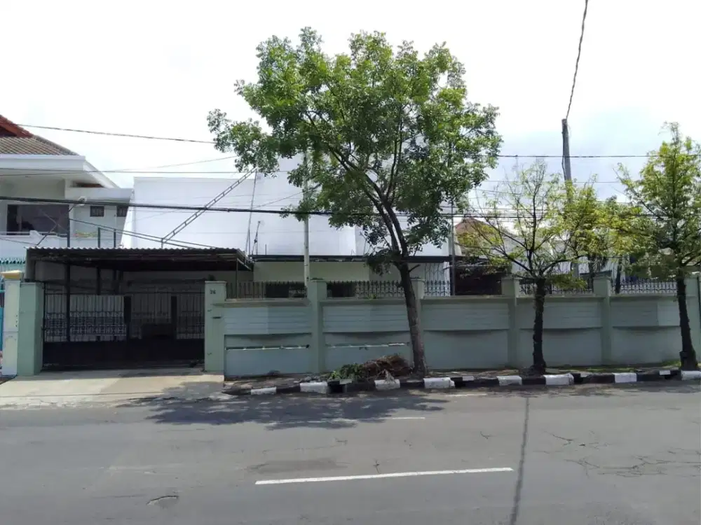 Rumah Raya Jemursari ex kantor luas 800m2 bangunan 2 lantai cocok buat komersial cafe, office, showroom